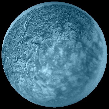 Титания (уранова луна) в голубом спектре