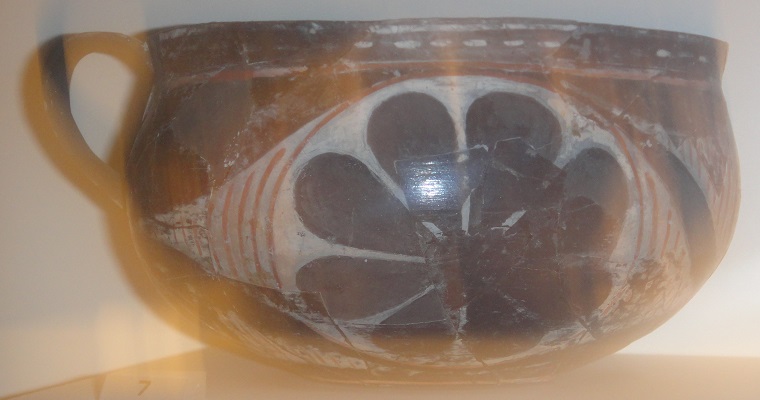 Ромашка (астра, маргаритка) - изображение на вази